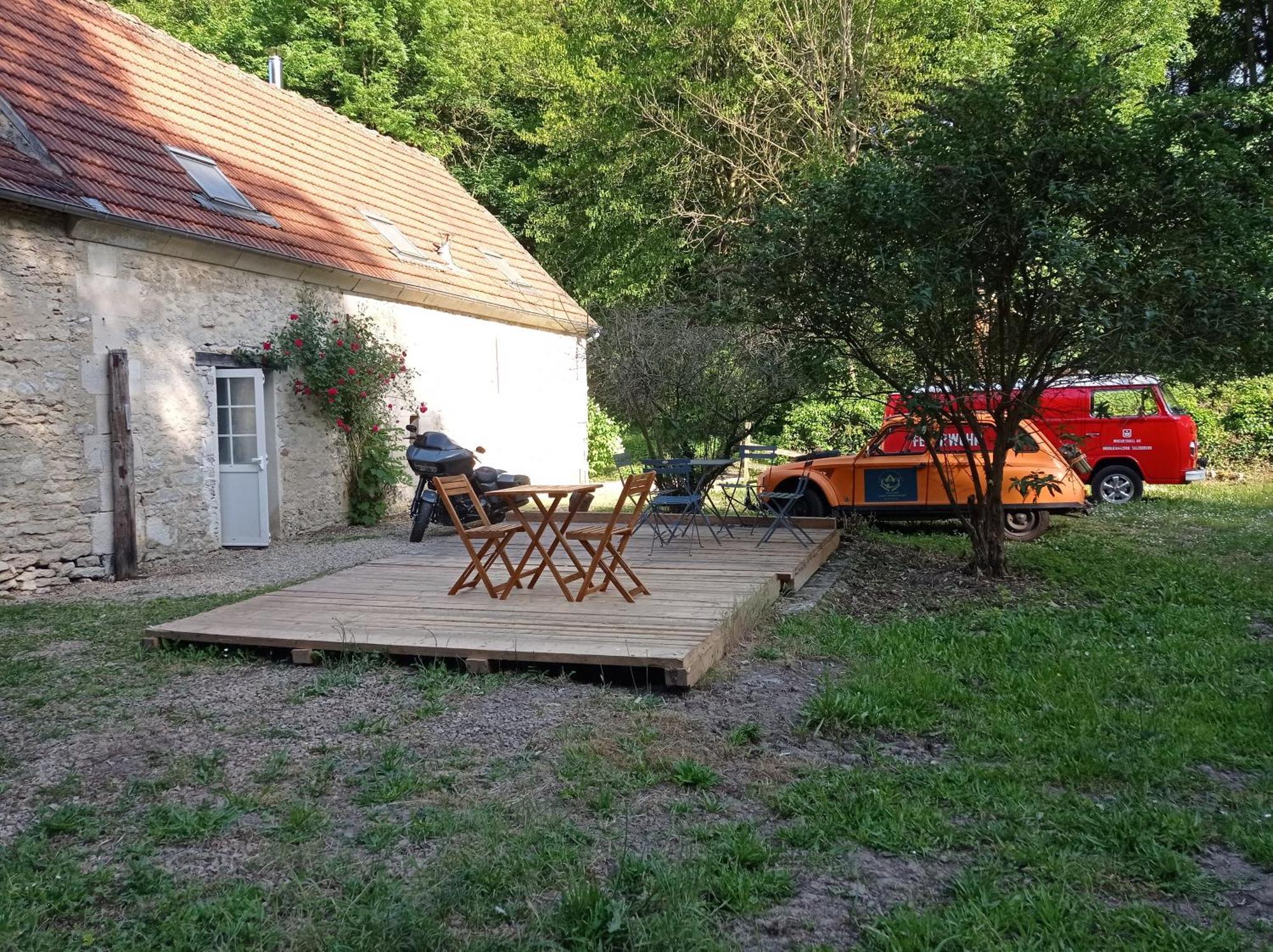 Villa Chez Tombivouac Pierrefonds Esterno foto